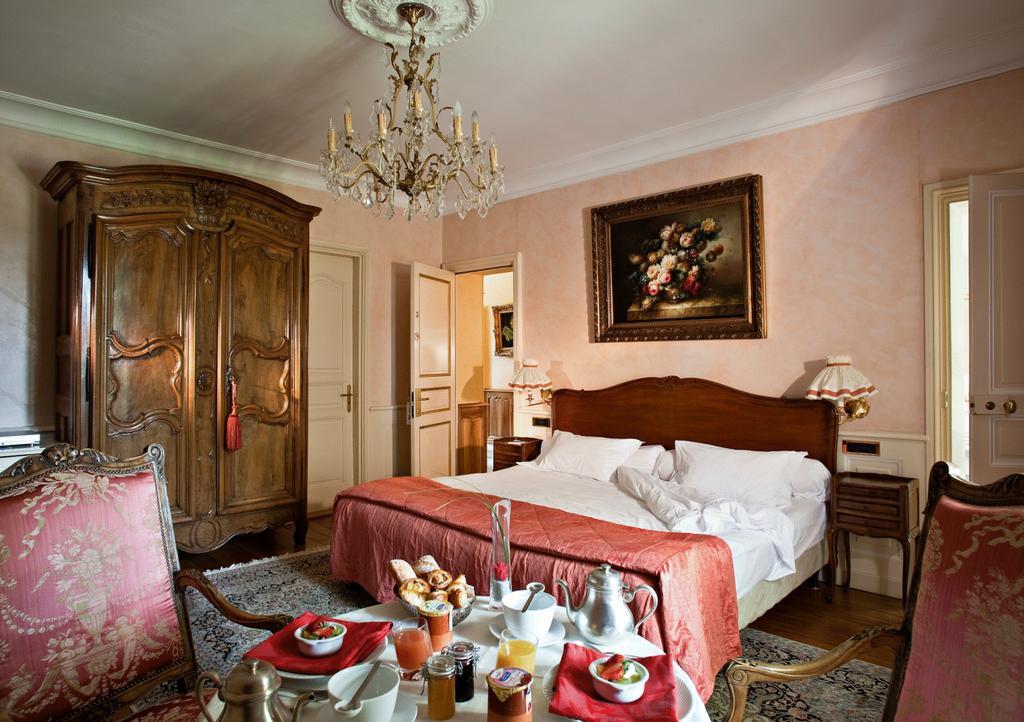 Hostellerie Les Frenes أفينيون الغرفة الصورة